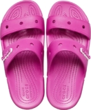¡Aprovecha el chollo! Sandalias unisex Crocs Classic Sandal a solo 16.59 euros.