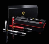 ¡El regalo perfecto para el Día del Padre! Bolígrafo Cross Century II Ferrari con un 63% de descuento, ¡solo 37 euros!