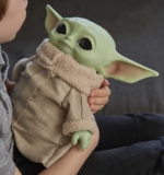 ¡Regalo perfecto para fans de Star Wars! Peluche Baby Yoda de 28cm por solo 19 euros (60% de descuento). ¡Envío gratis incluido!